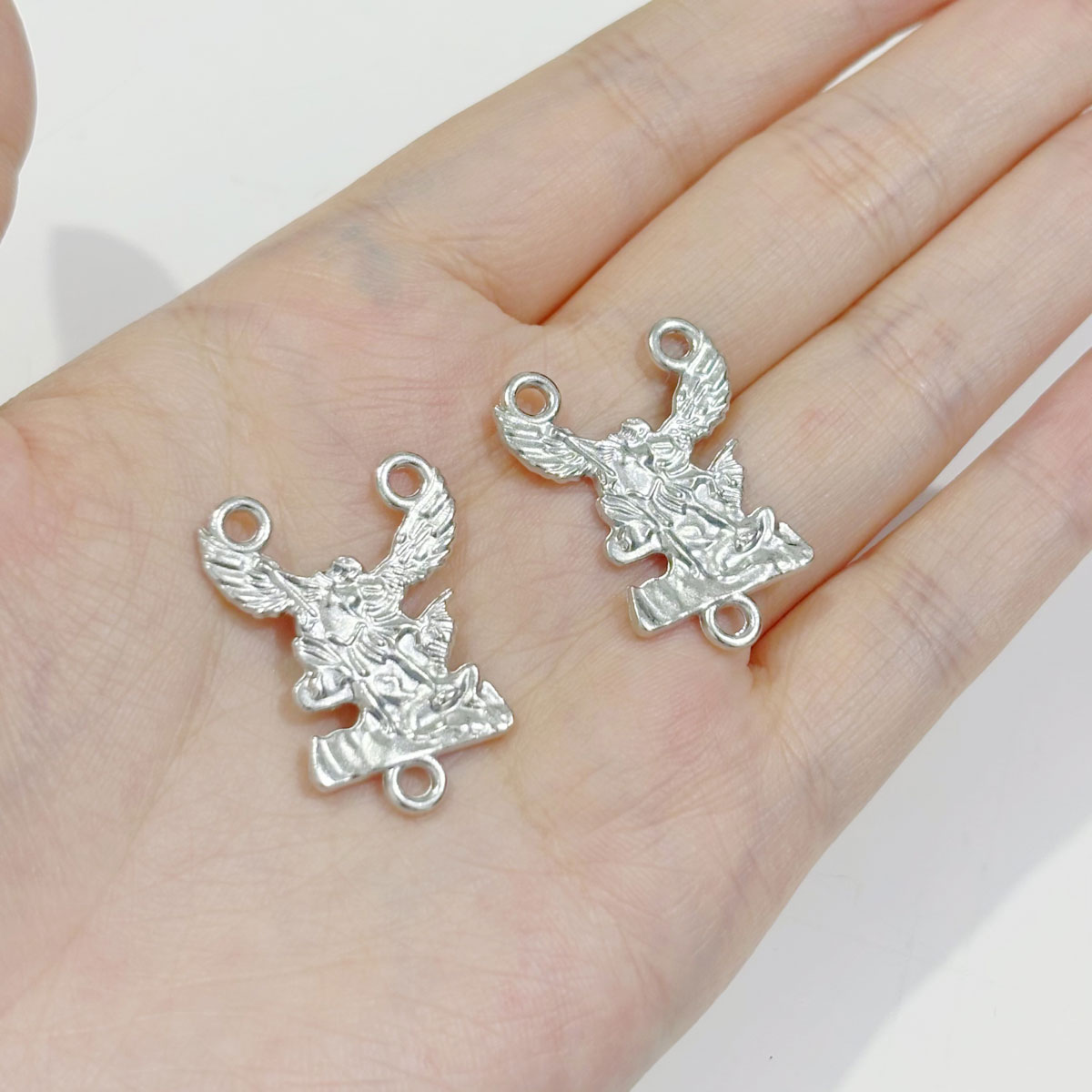 20 stuks St. Michael Aartsenge - Jewelry Making Michaels recensie en prijs